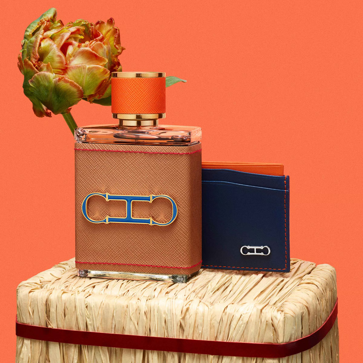 Carolina Herrera Men Insignia Leather EDP fragrance details hero image