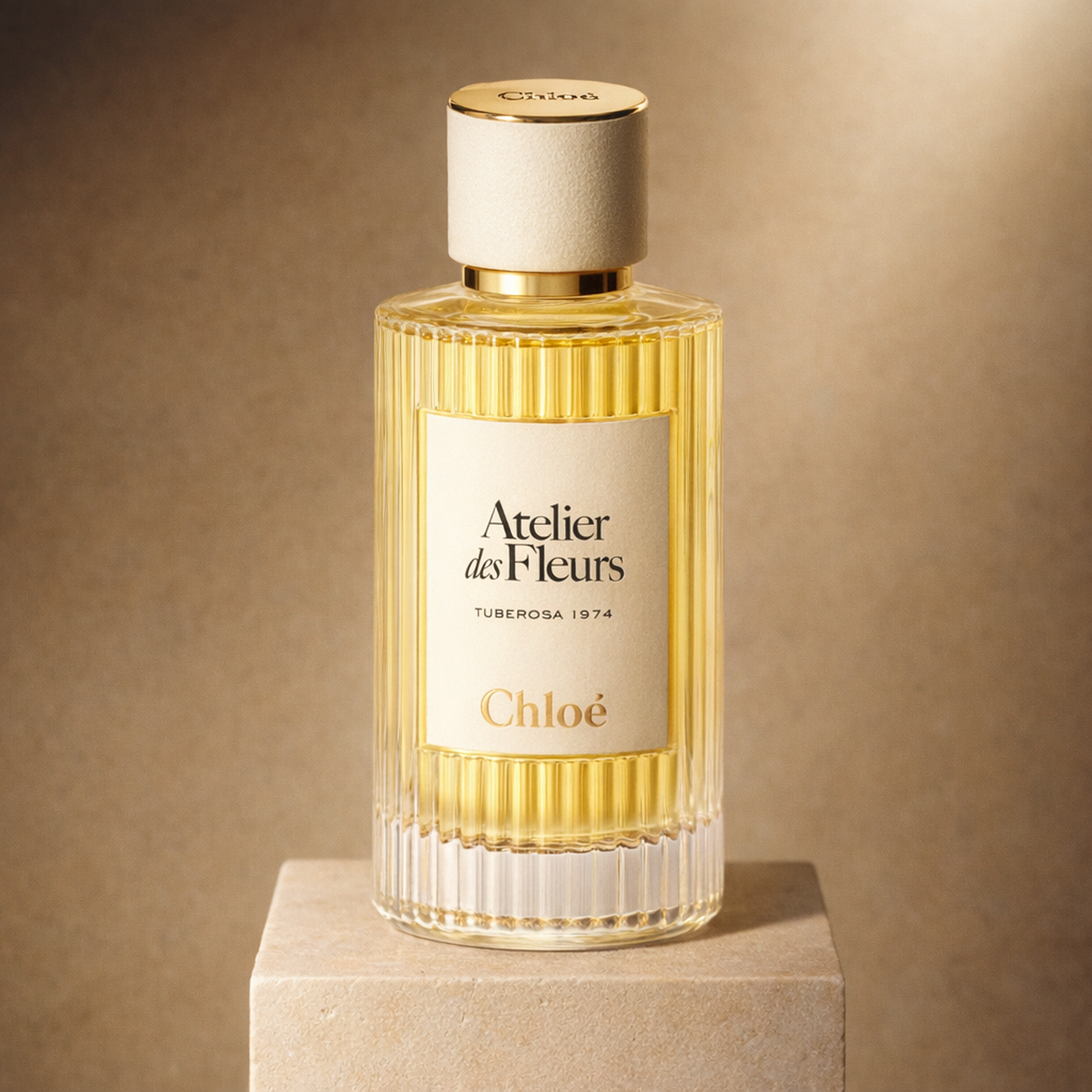 Chloe Atelier Des Fleurs Tuberosa 1974 EDP For Women upright pedestal gallery showcase