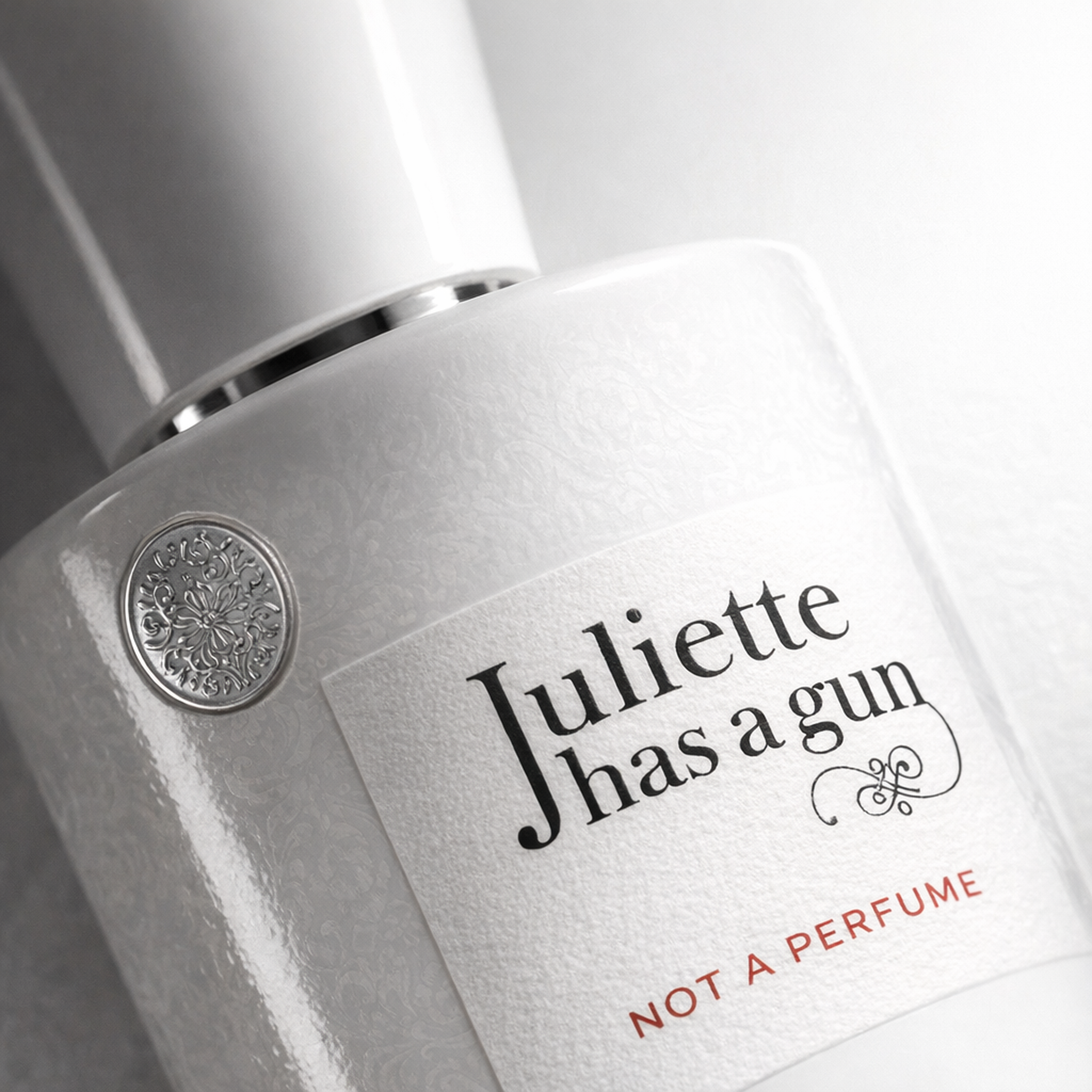 Juliette Has A Gun Not A Perfume EDP Gift Set for Her fragrance details image