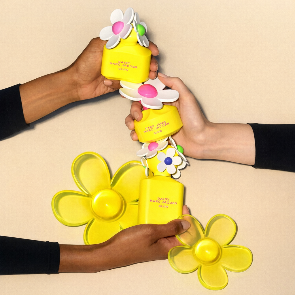 Marc Jacobs Daisy Glow EDT For Women fragrance details image