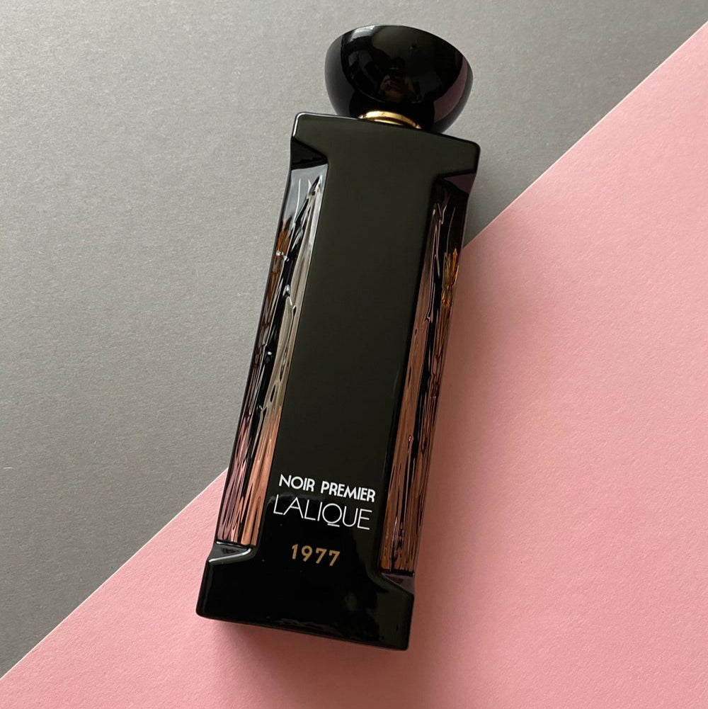 لاليك نوير بريميير فروتس دو موفيمنت او دي بارفان