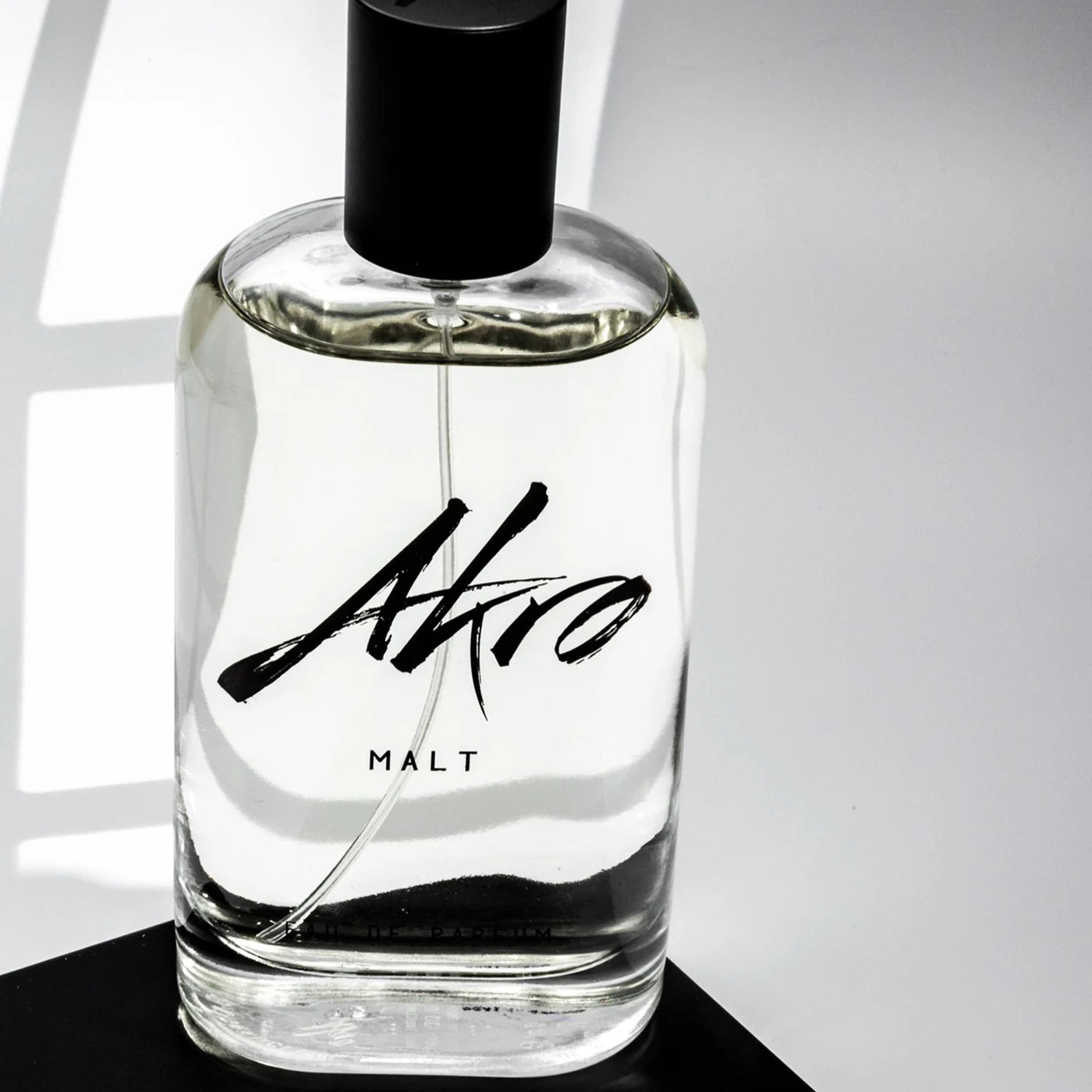 عطر أكرو مالت