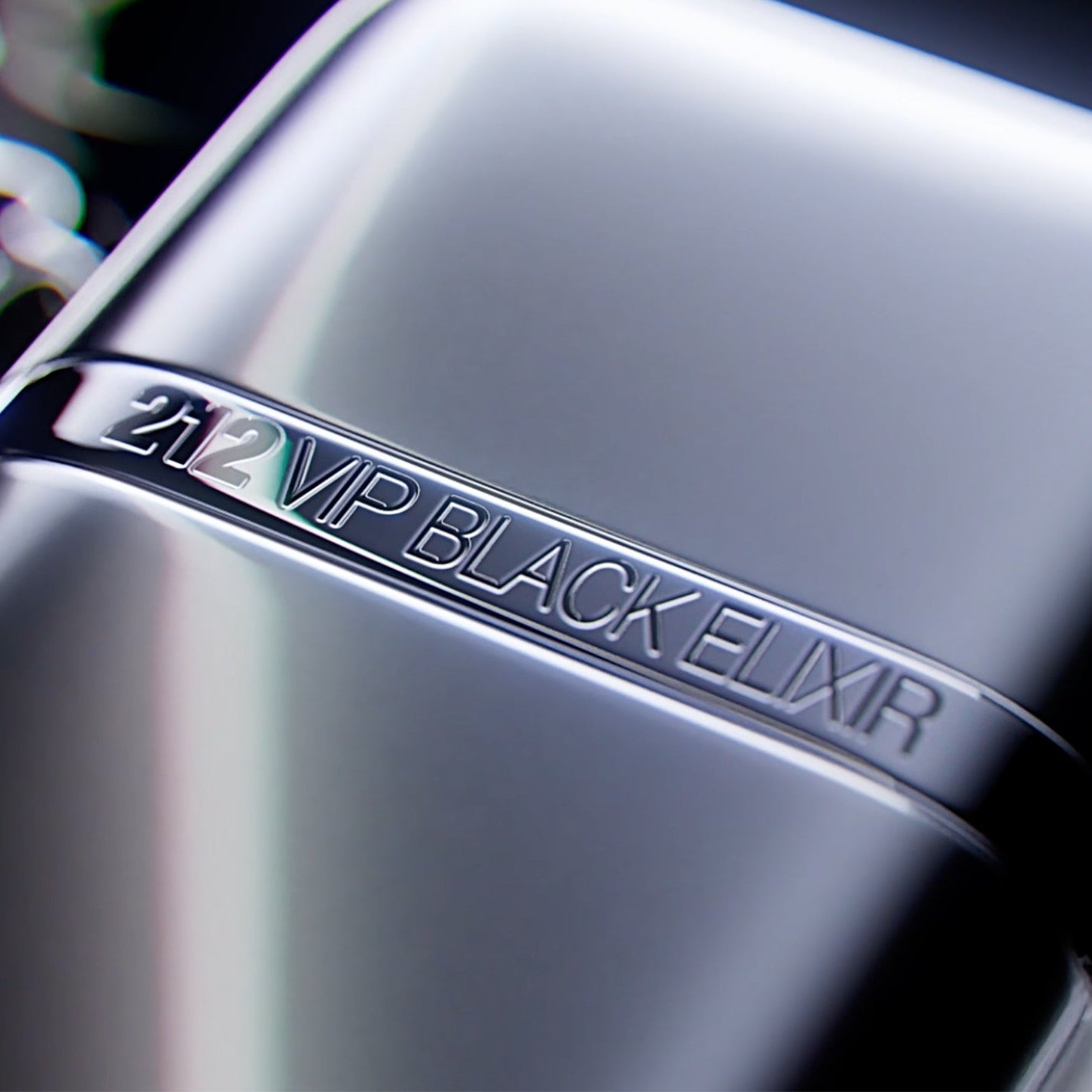 كارولينا هيريرا 212 في آي بي بلاك إليكسير أو دو بارفان