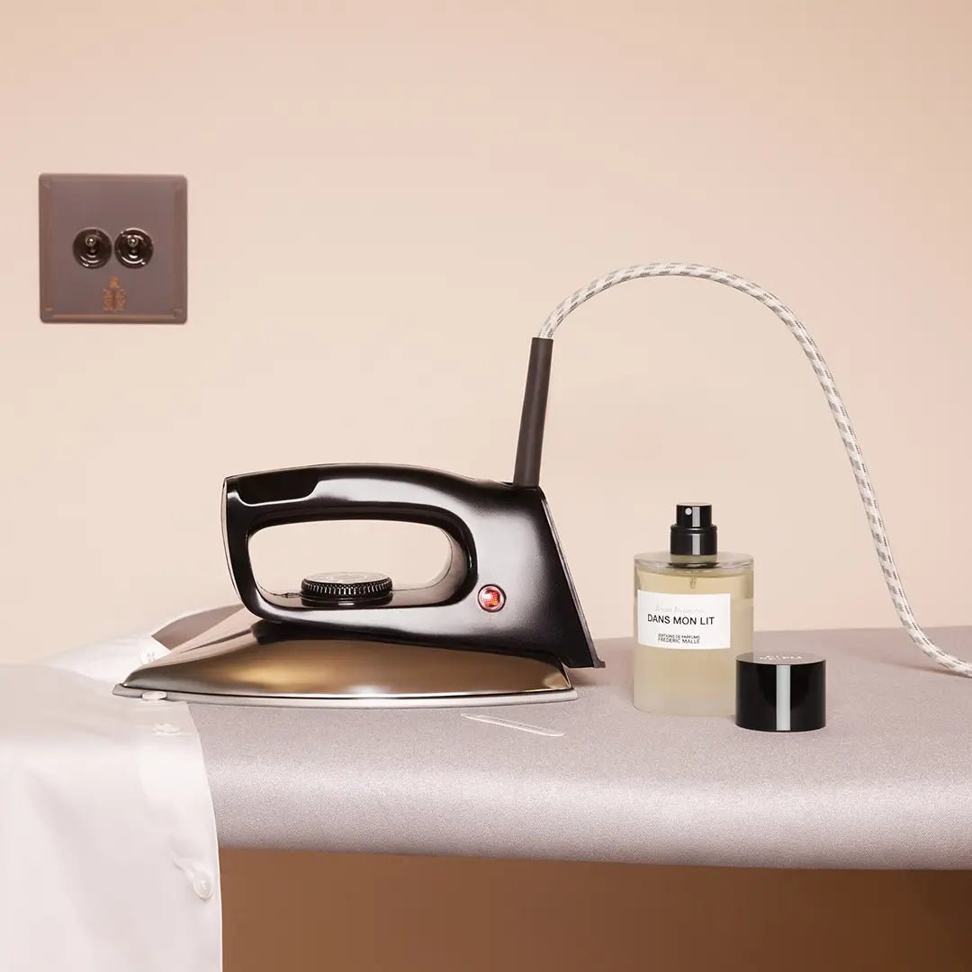 Frederic Malle Dans Mon Lit Linen Spray | My Perfume Shop