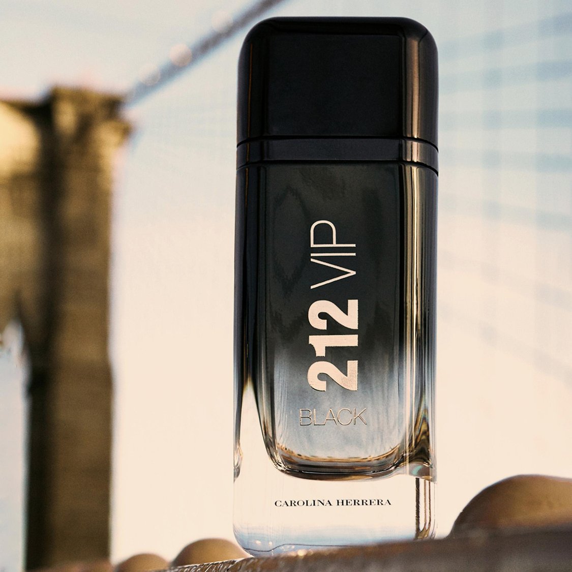 Carolina Herrera 212 VIP Black EDP Shower Gel Gift Set
