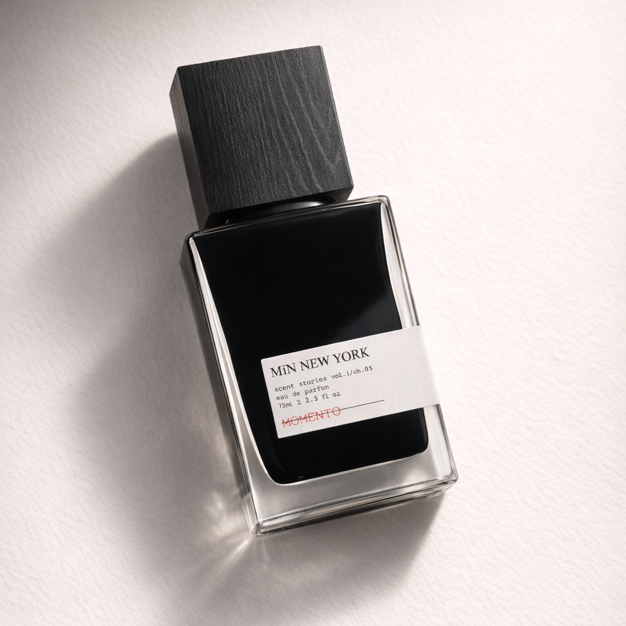 Min New York Momento EDP fragrance details image