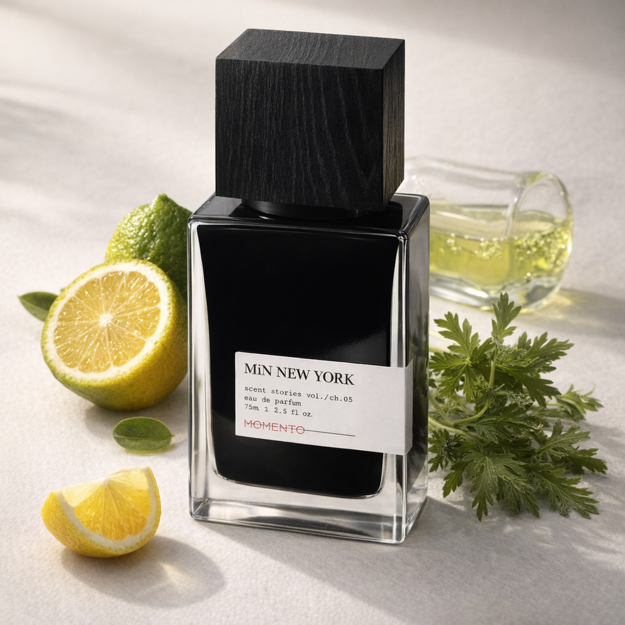 Min New York Momento EDP fragrance notes image