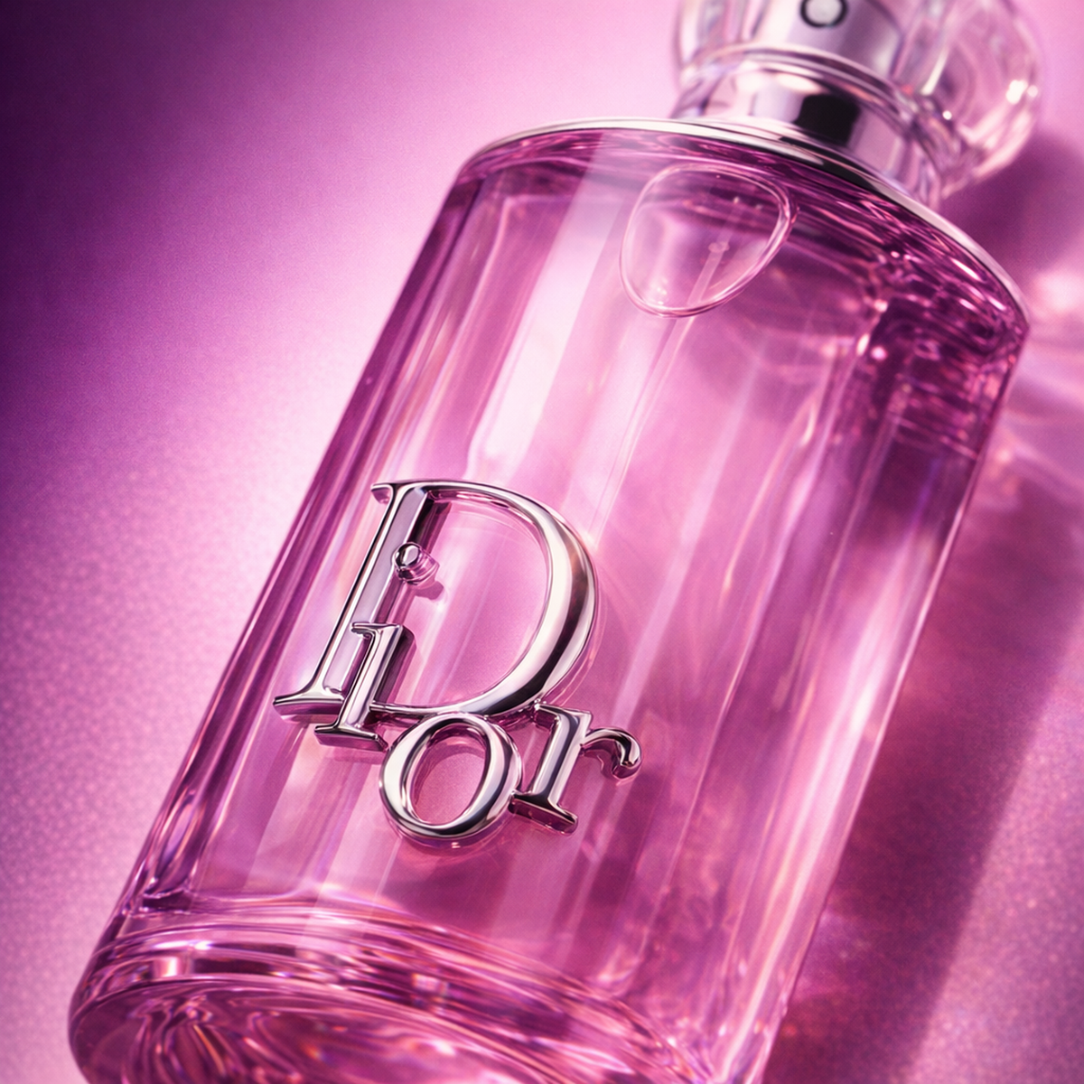 Dior Addict Purple Glow EDP For Women macro label detail gallery showcase