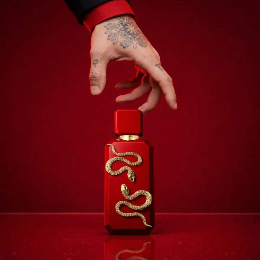 French Avenue Veneno Scarlet Extrait de Parfum details image