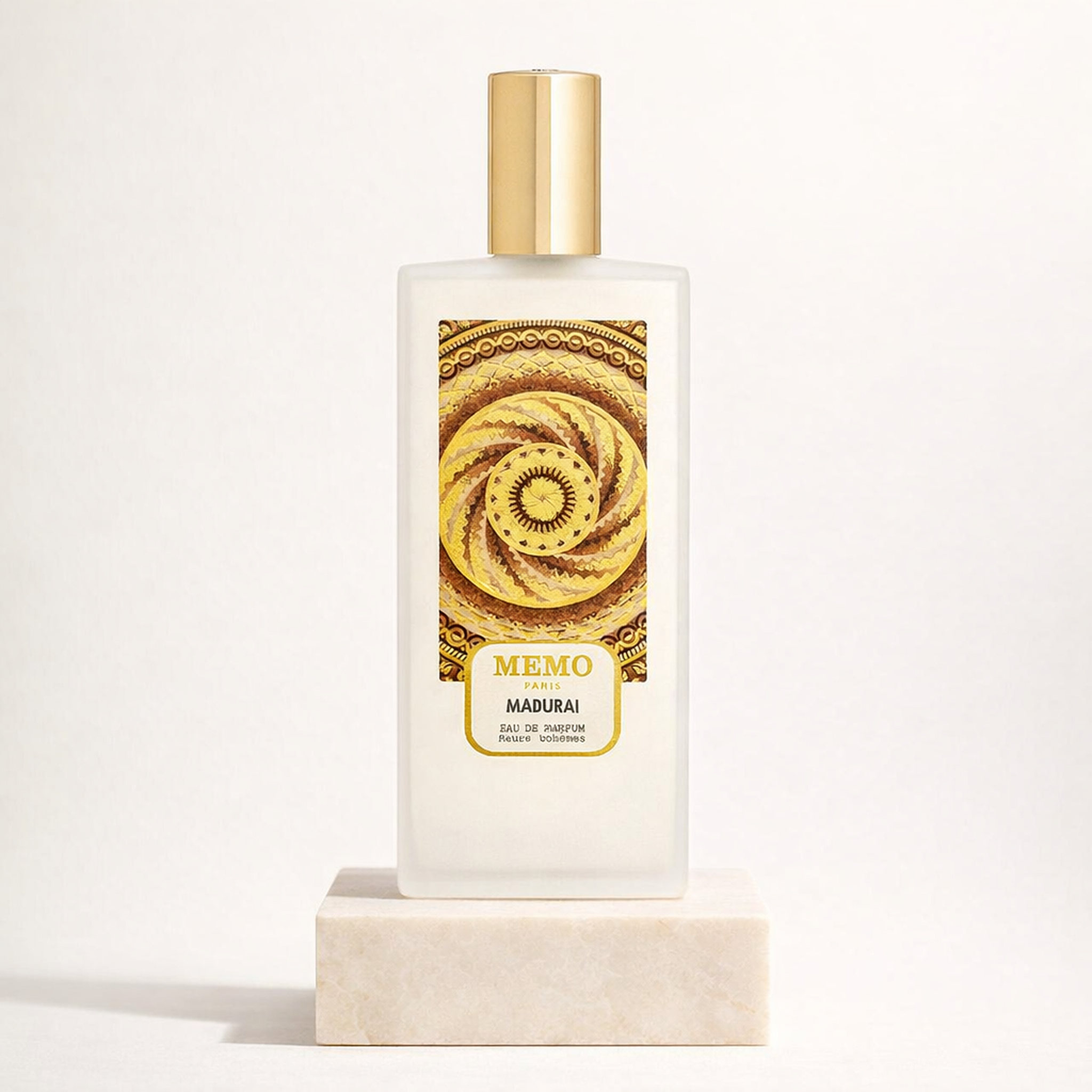 Memo Fleurs Bohemes Madurai EDP upright pedestal gallery showcase